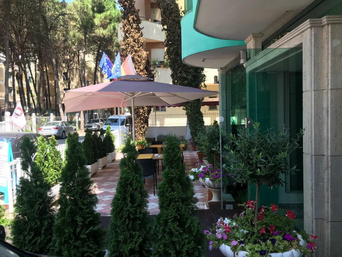 Western Star Hotel Durrës Exterior foto